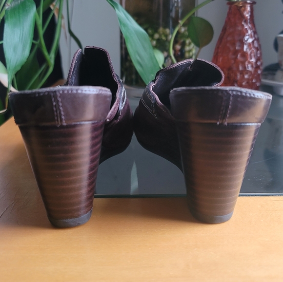 Cole Haan Slip-on Brown Suede Leather wedge - Picture 6 of 8